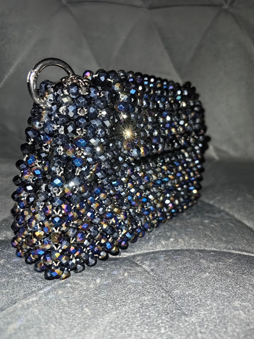 Сумка ручной работы из стеклянных бусин