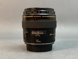 Canon EF 85mm 1.8 USM царапины на передней линзе