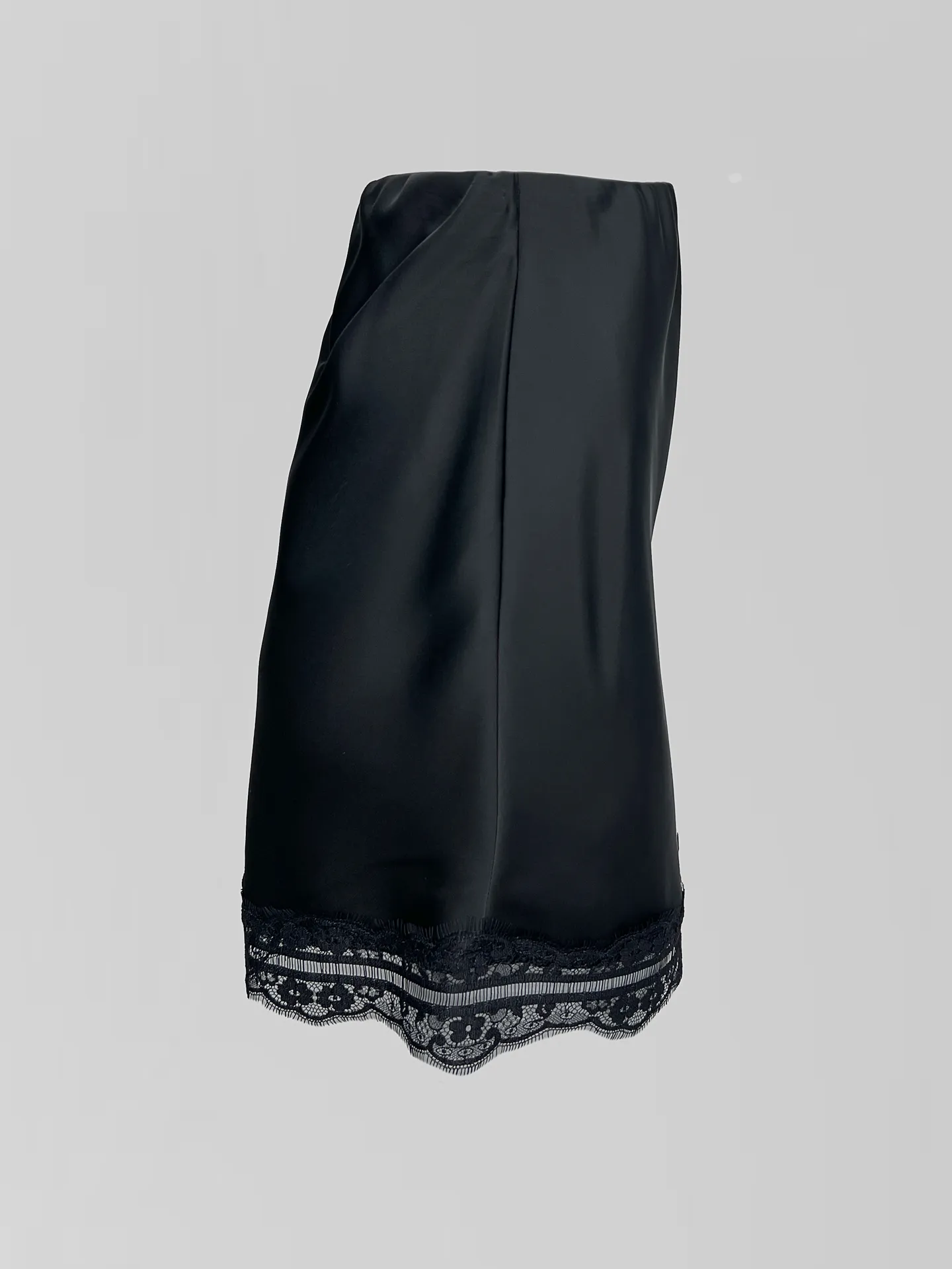 Юбка TREND ICON 312 короткая на резинке с кружевом снизу