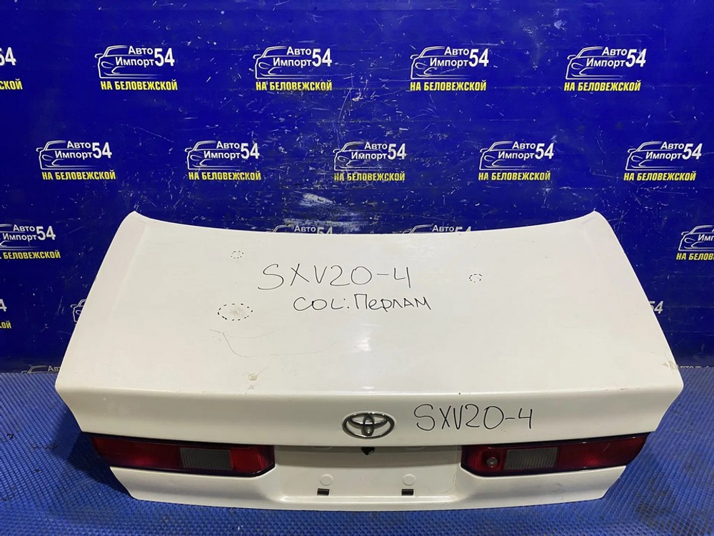 Крышка багажника TOYOTA CAMRY GRACIA 1999