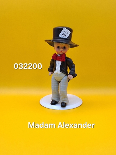 Коллекционная кукла Madame Alexander McDonalds 032200