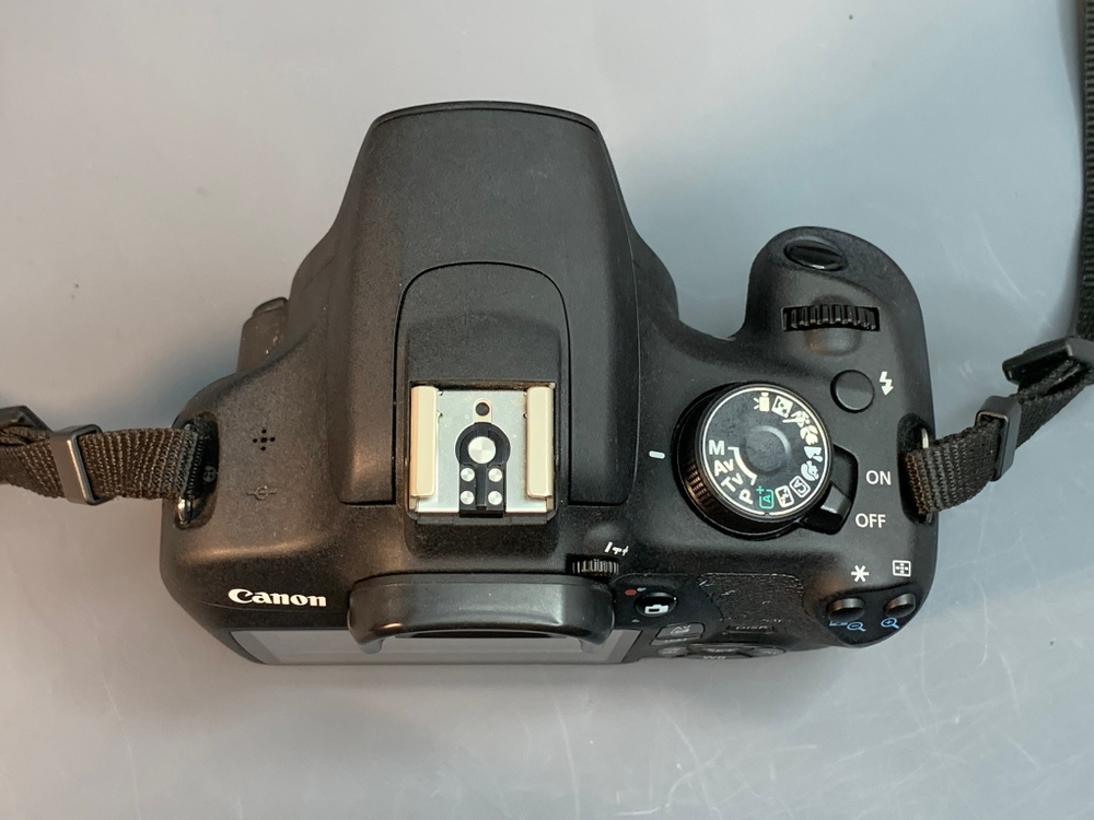 Canon 1200D Body 3.052 Кадров