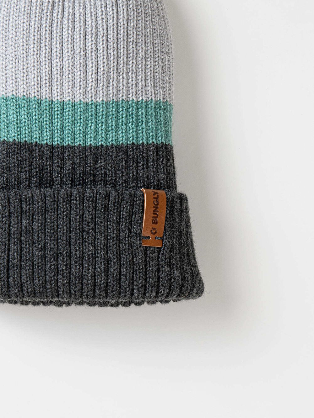 Шапка тыква из смесовой шерсти однослойная Колор блок "Графит"