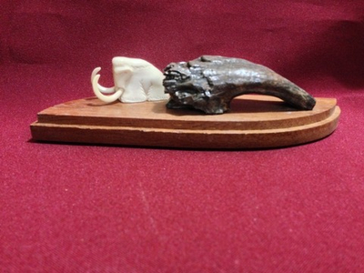 Мамонт, сувенир - миниатюра из кости