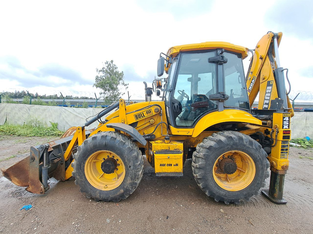 Bull 4SX Экскаватор-погрузчик 4SX-PLUS (Дизельный, 4,6 л, 116 л.с., АТ)