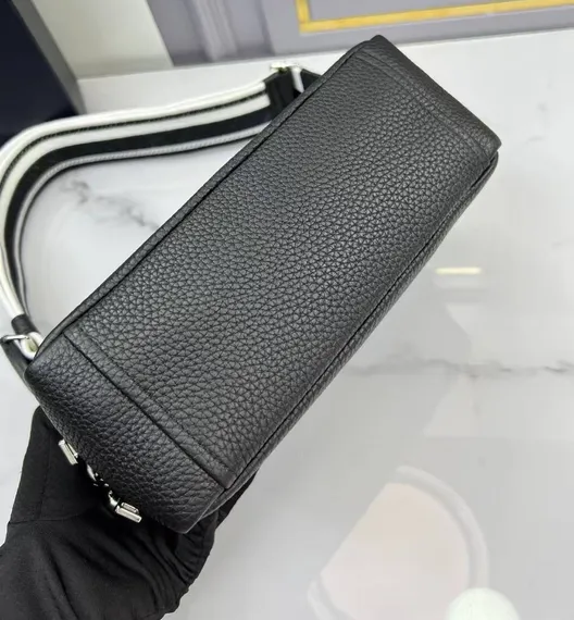 Сумка через плечо Prada черный