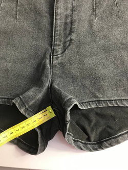 Шорты Bershka джинсовые с высокой посадкой для эффекта длинных ног 40-42 размер