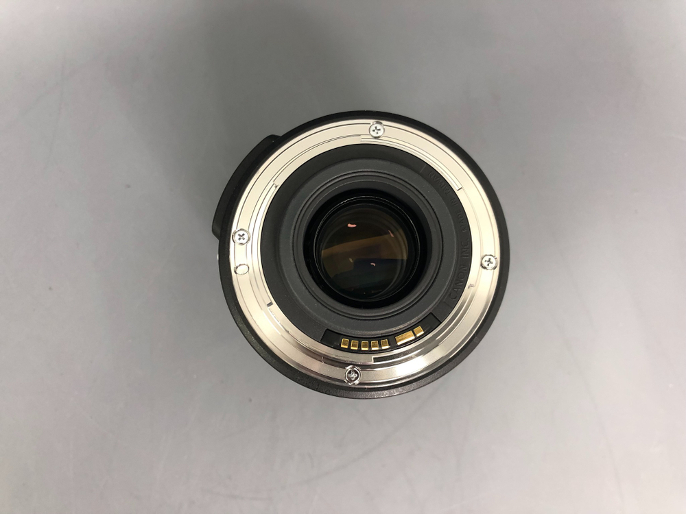 Canon EF-S 18-135mm 3.5-5.6 IS
