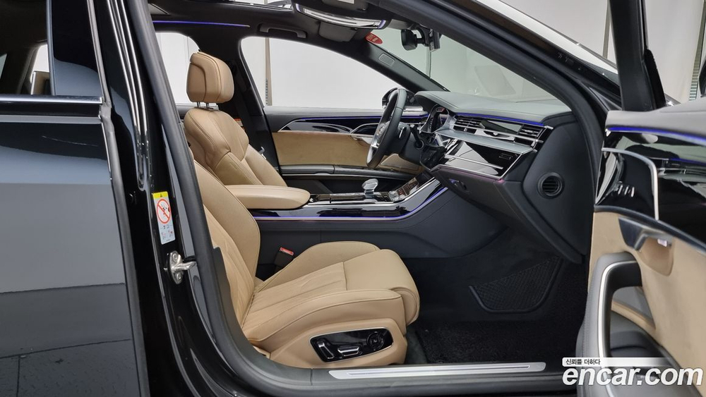 Audi A8 (D5) 55 TFSI Quattro LWB (12.2020)