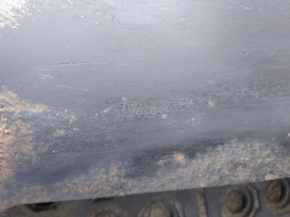 Кронштейн корпуса подножек правый 2018г.