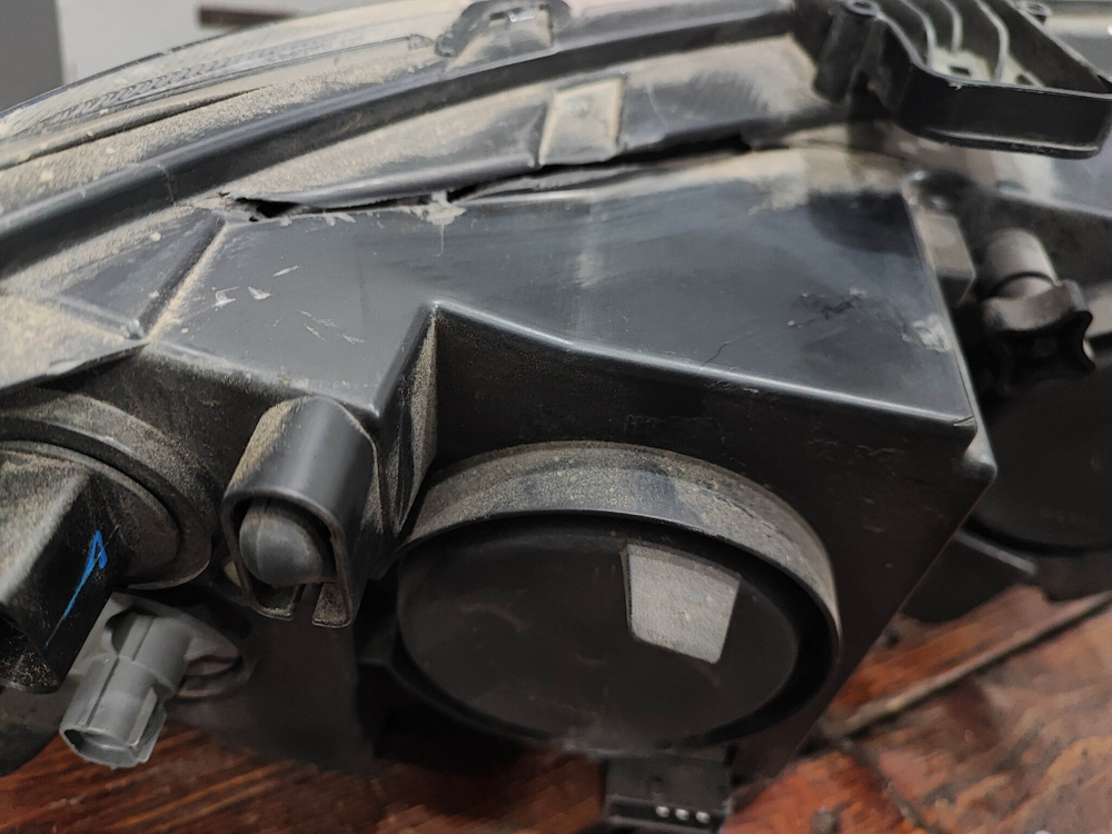 Фара левая LADA Niva Travel 20-нв Б/У Оригинал 21230371101180