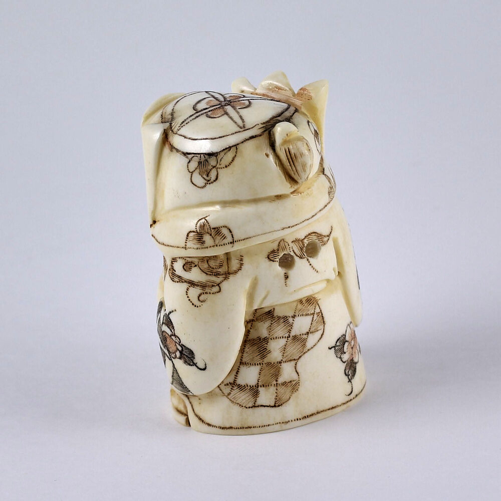 Нэцкэ Бисямонтэн / Тамонтэн с тризубцем