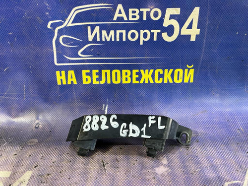 Крепление бампера переднее левое Honda FIT 2001-2007