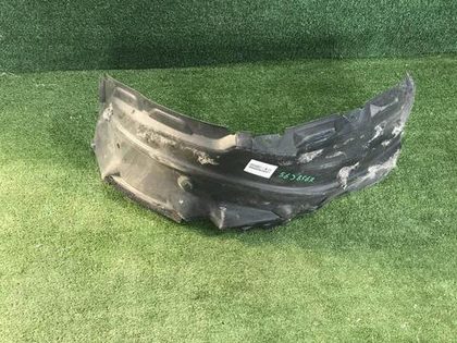 Подкрылок передний левый Toyota Land Cruiser 200 (2007-2015)