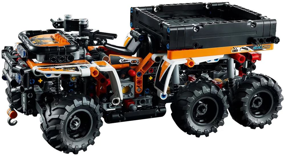 Конструктор LEGO Technic 42139 Внедорожный грузовик