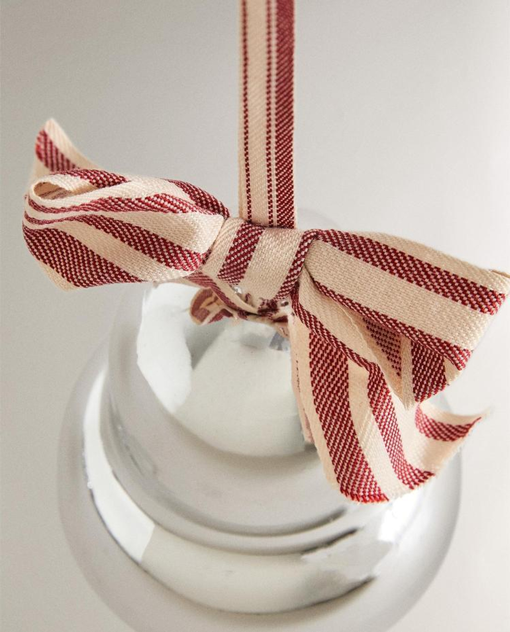 ZARA HOME ЕЛОЧНОЕ УКРАШЕНИЕ «КОЛОКОЛЬЧИК», СЕРЕБРЯНЫЙ