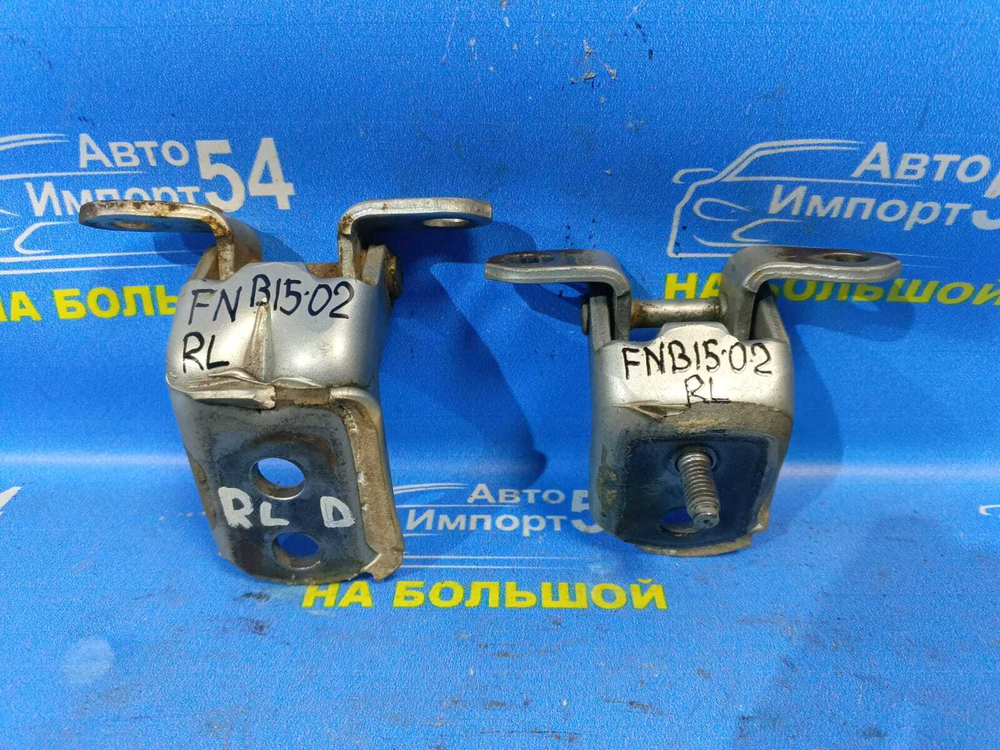 Петля двери задней левой NISSAN SUNNY 1999