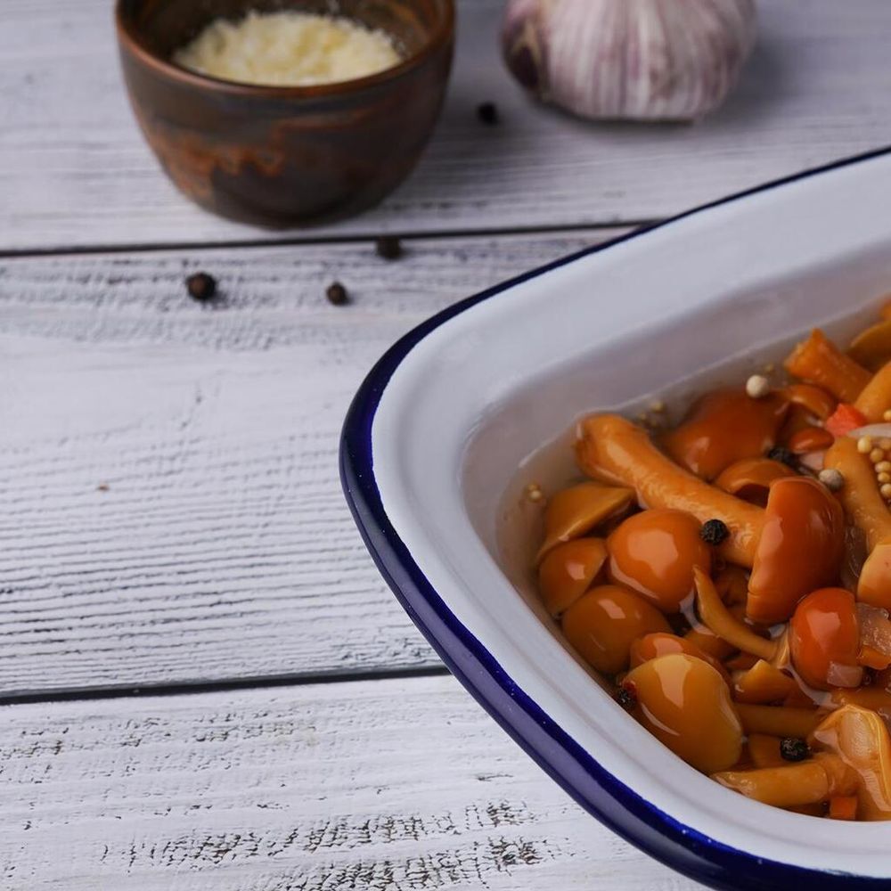 Блюдо для подачи 18*13 см h4 см 400 мл Blue Rim эмалированая сталь SUNNEX [1]