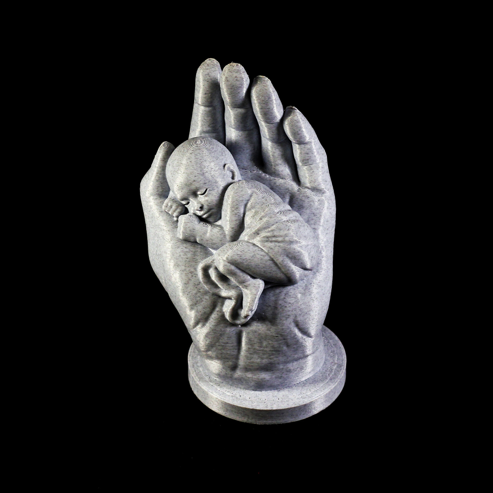 Статуэтка "Рука матери с младенцем", 3D печать, 15 см., серый