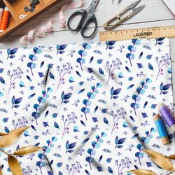 Ткань ниагара синия трава и тысячелетник на белом фоне