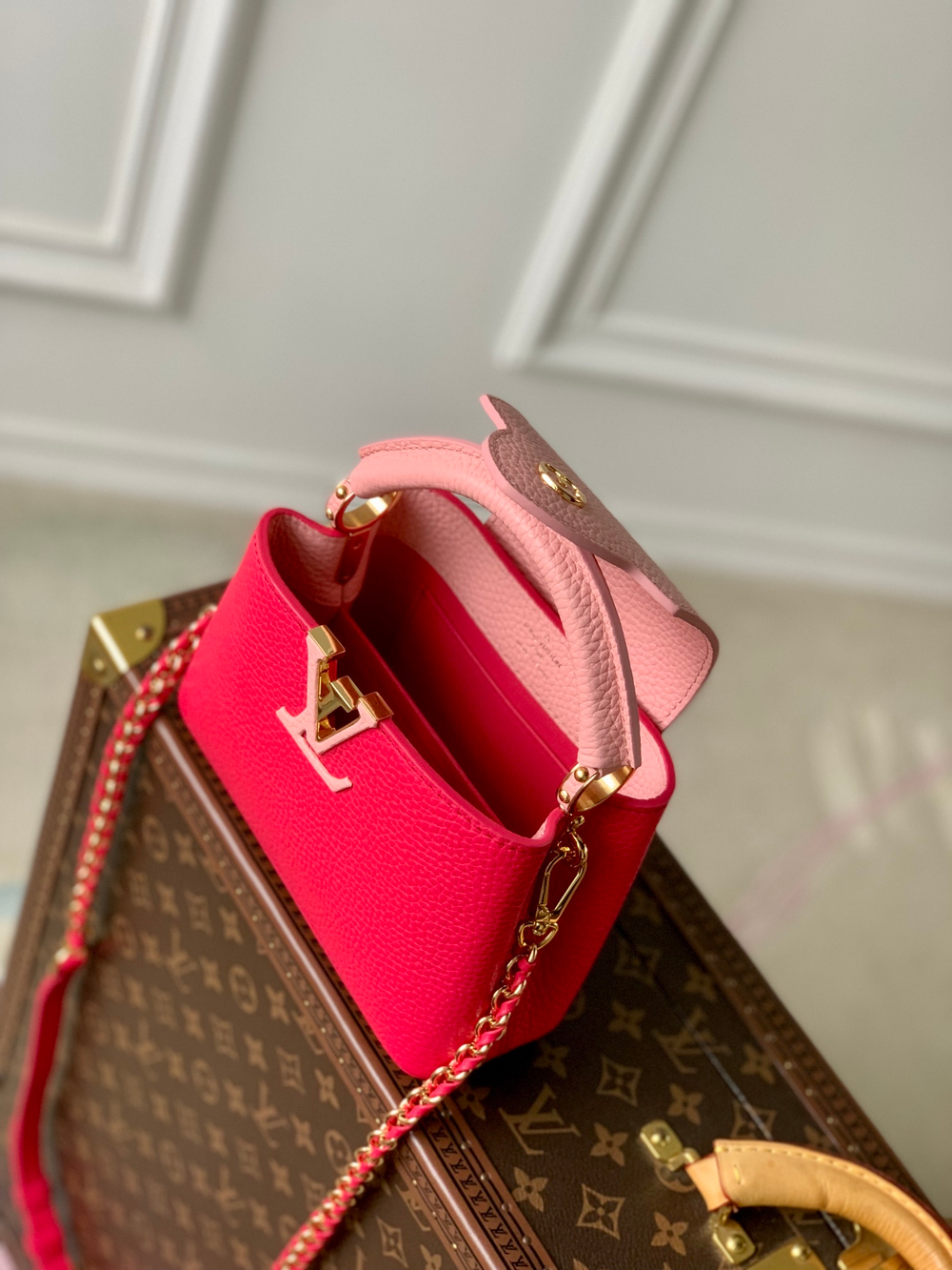 Louis Vuitton Capucines Mini