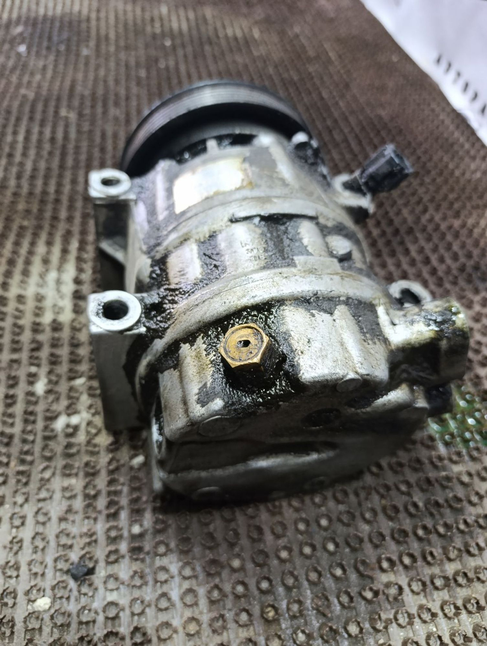 Компрессор кондиционера Nissan Maxima, IV (A32)... с пробегом
