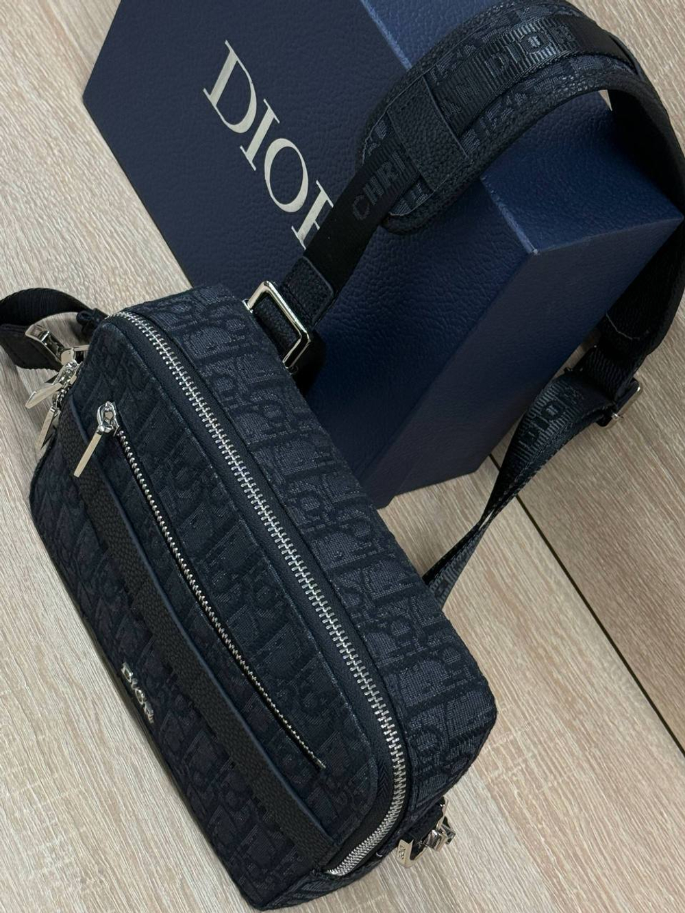 Сумка-мессенджер Dior