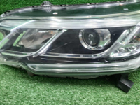 Битая Фара левая Honda CR-V 4 (2014-2018) ксенон