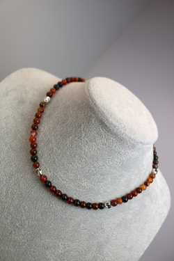 Чокер из сердолика «Солнечный импульс»