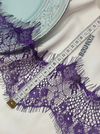 Кружево фиолетовое 10-13 см  купон ~ 3 м