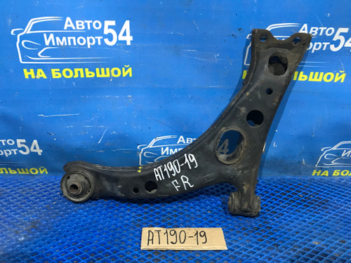 Рычаг передний правый TOYOTA CARINA E 1996