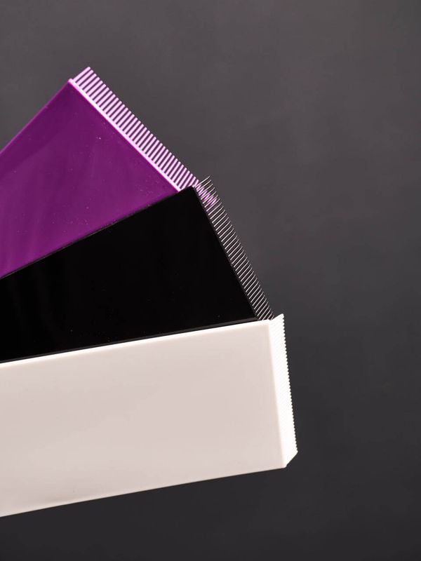 Планшет с гребнем