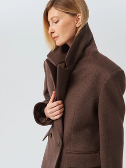 Пальто удлиненное женское коричневое