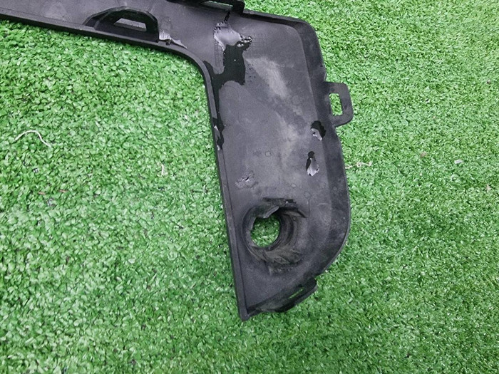 Накладка переднего бампера правая BMW X2 F39 17-23