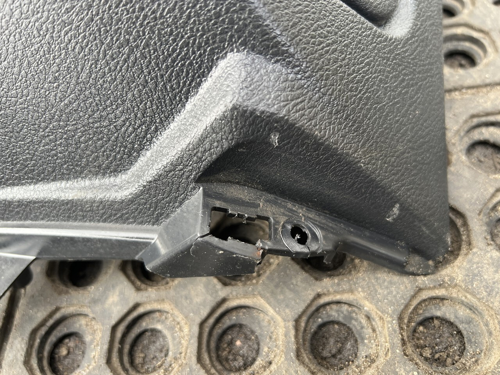 Накладка торпедо 2023г