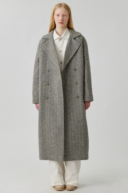 Длинное двубортное пальто в серую елочку