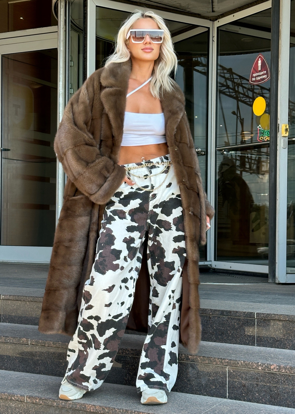 Шуба из европейской норки в цвете «Соболь» 115см