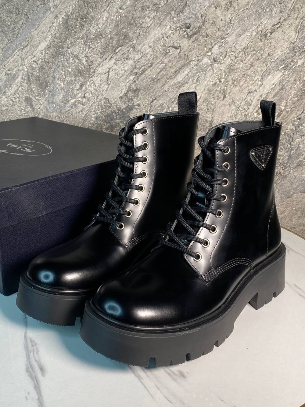 Ботинки Prada