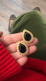 Клипсы с кристаллами и черной вставкой