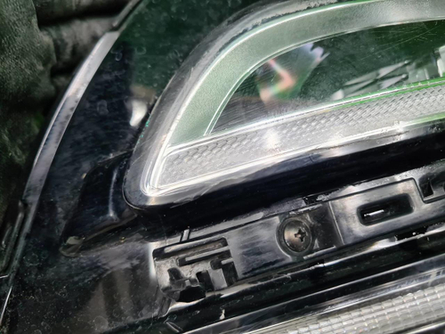 Битая Фара левая Genesis G70 (2020-н.в.) LED