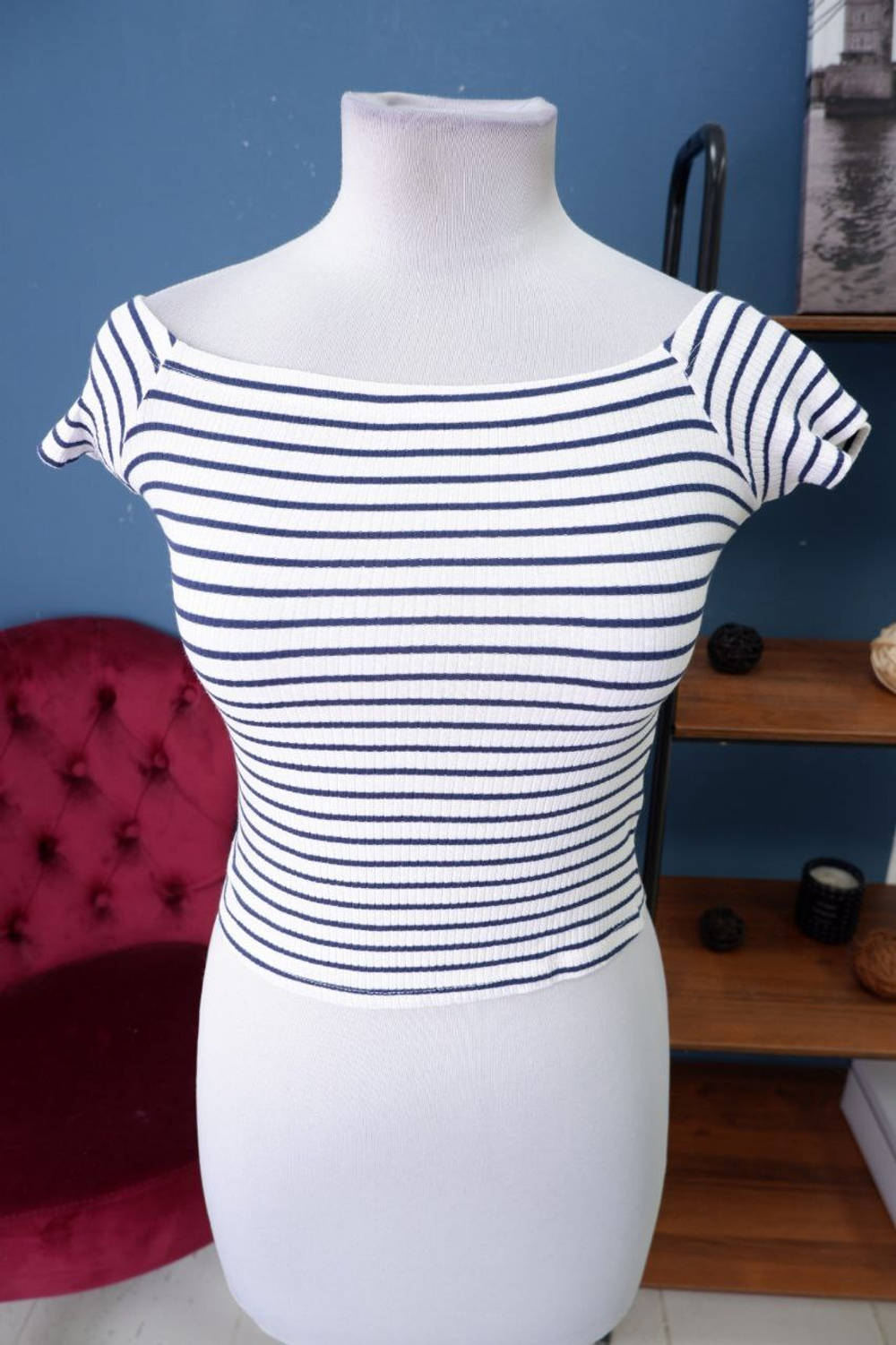 Футболка трикотажная в полоску 40-42 размер