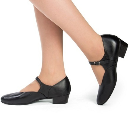 Туфли народные женские