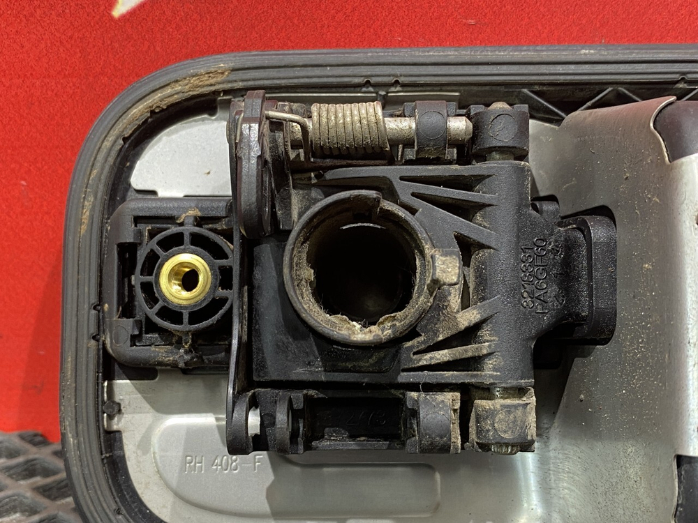 Ручка двери наружная правая 2020г