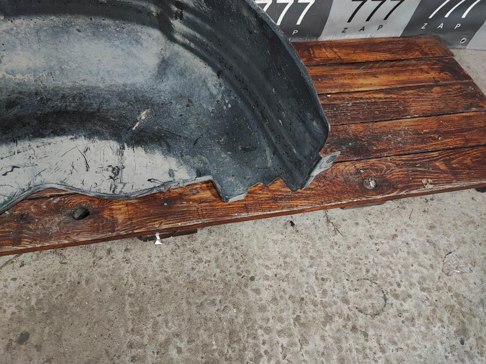 Подкрылок задний правый Volkswagen Transporter T6 15-нв Б/У Оригинал 7E0810972A