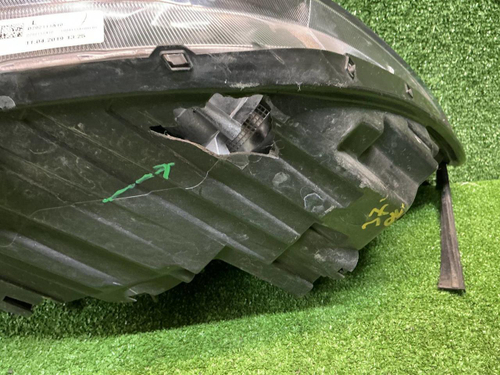 Фара левая Hyundai Tucson 3 (2018-2021) галоген