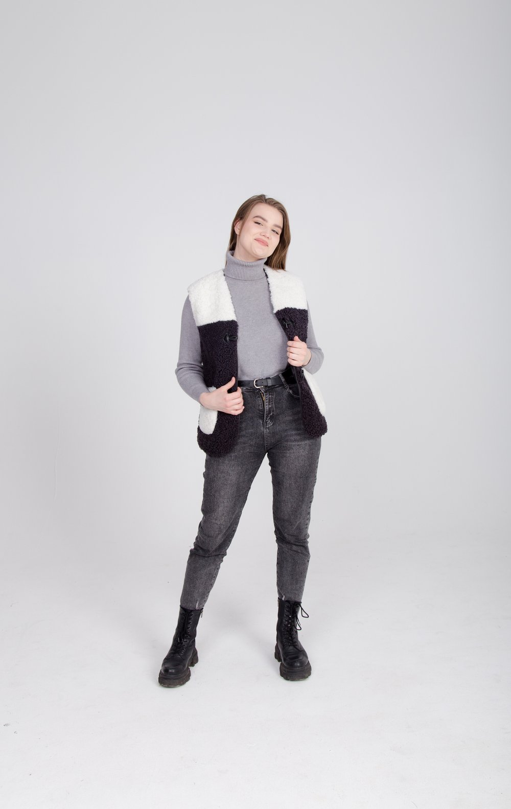 женский жилет из овчины