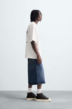 ZARA ФУТБОЛКА С ГРАФИЧЕСКИМ ПРИНТОМ, БЕЛЫЙ