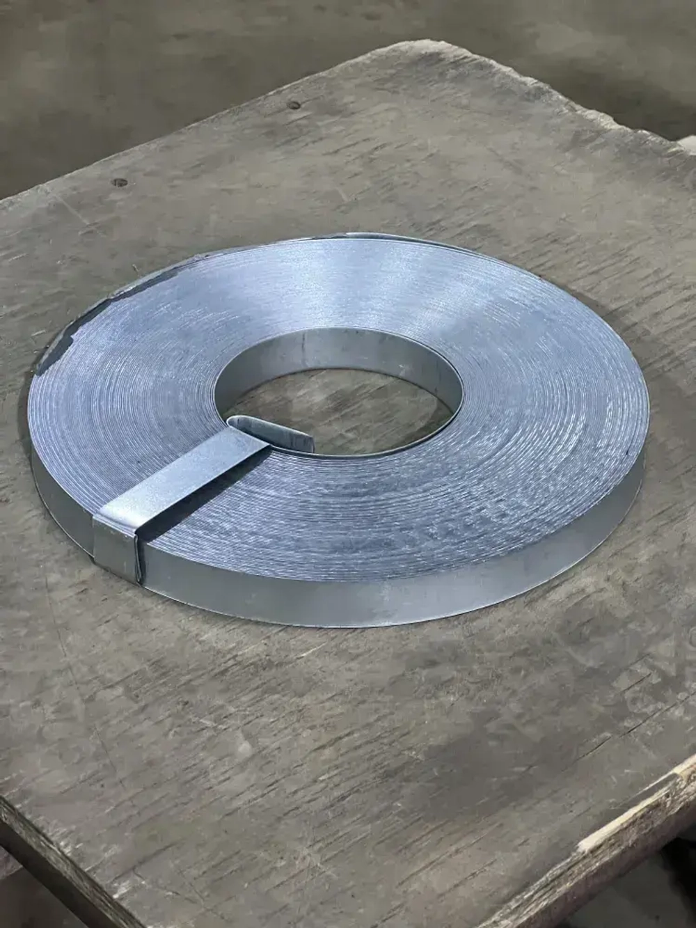 Монтажная Лента оцинкованная 0,7х20мм, длина 25 метров (1 шт) для СИП