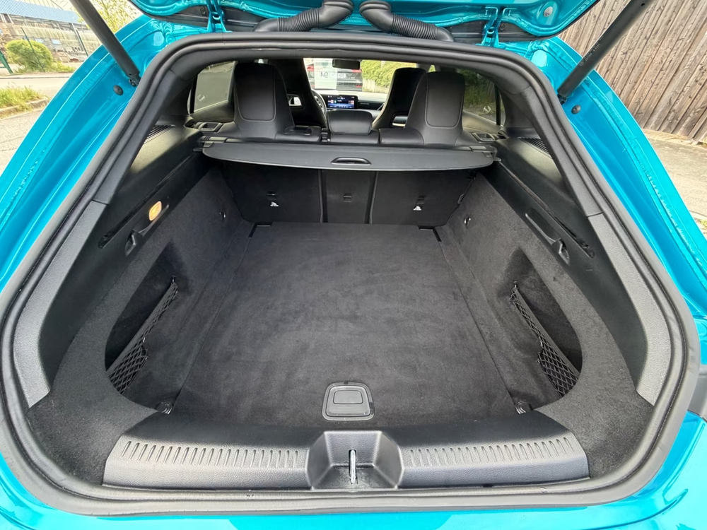 Mercedes-Benz CLA 35 AMG Shooting Brake
