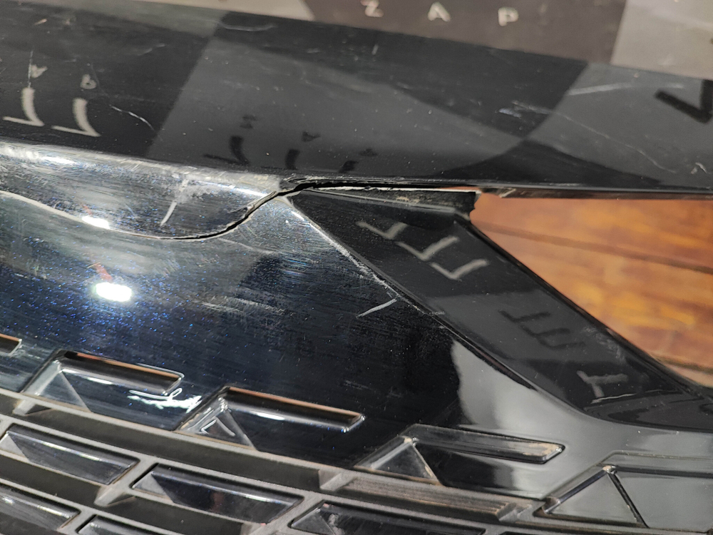 Бампер передний Changan UNI-V 22-нв Б/У Оригинал C281F2713011502AA